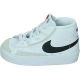 Sneakers Nike Blazer Mid '77 Wit Streetwear Kind