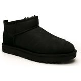 UGG - Classic Ultra Mini - Enkellaarsjes - Black - Schapenvacht