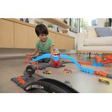 Hot Wheels City Nemesis Lab Gas Station Gorilla Aanval