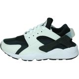 Nike air huarache run in de kleur zwart.