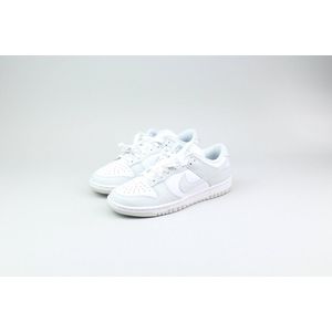 Nike Dunk Low - Dames Sneakers - Grijs Wit
