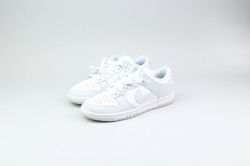 Nike Dunk Low - Dames Sneakers - Grijs Wit