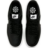 Nike court vision low next nature in de kleur zwart.
