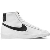 Nike Blazer Mid '77 - Sneakers - Vrouwen - wit - zwart