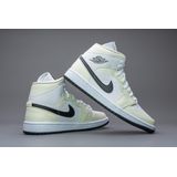 Air Jordan - 1 Mid - Sneaker - Coconut Milk - Leer