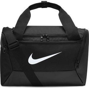 Nike brasilia 9.5 training sporttas in de kleur zwart.