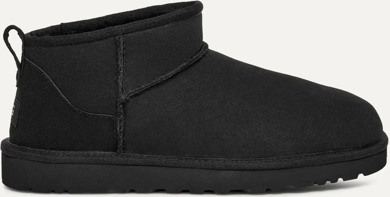 UGG - Classic Ultra Mini - Enkellaarsjes - Zwart - Sheepskin - Waterafstotend