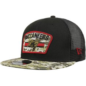 9Fifty Salute to Service Buccaneers Pet by New Era Trucker caps