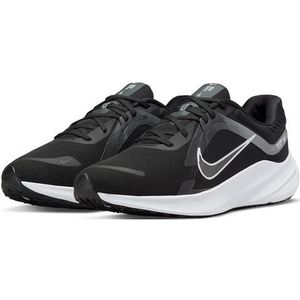 Nike Quest 5 Hardloopschoenen voor heren (straat) - Zwart