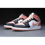 Air Jordan - 1 Mid - Sportschoenen - Lichtroze - Leer