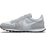 Nike Internationalist Sneakers voor dames, Wolf Grijs Wit Pure Platinum Zwart, 42 EU