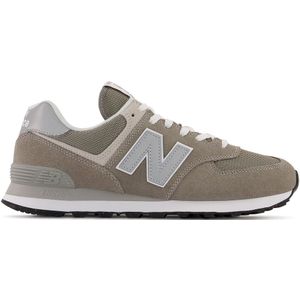 New Balancevoor mannen. ML574V3 Trainers 574 kastanjebruin (44), Plat, Veters, Casual, Granaatappel