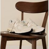 New Balance M2002 D Sneakers Dames Ecru