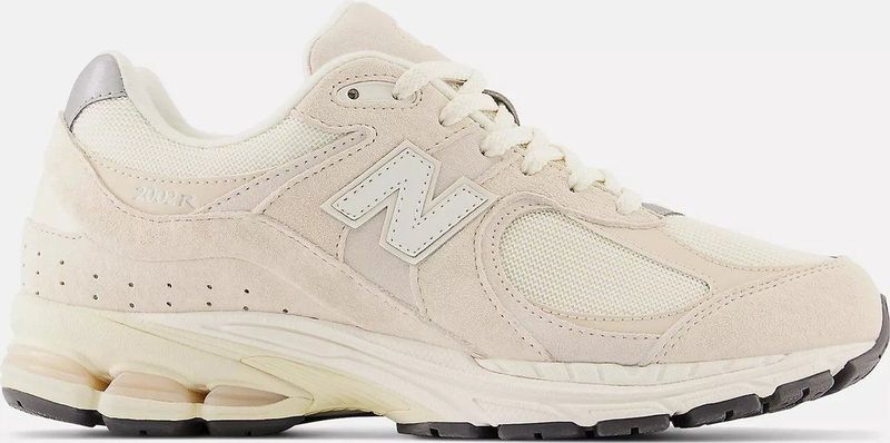 New Balance M2002 D Sneakers Dames Ecru