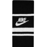 Nike everyday essential 3 pack sokken in de kleur zwart.