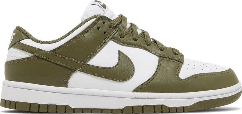 Nike - Dunk Low - Sneakers - Medium Olive - Dames