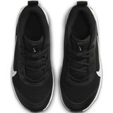 Nike omni multi-court in de kleur zwart.