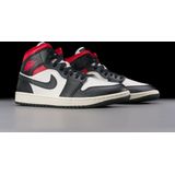 Nike Air jordan 1 mid gym red panda (w)