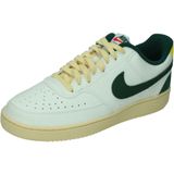 Nike court vision low in de kleur ecru.