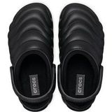 Crocs - Classic Lined Overpuff - Klompen - Zwart - Rubber