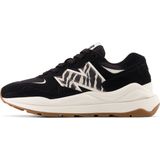 New Balance Sneakers - Zwart - Wit - Suède - Textiel - Rubber