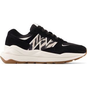 New Balance Sneakers - Zwart - Wit - Suède - Textiel - Rubber