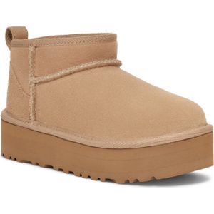 UGG - Classic Ultra Mini Platform - Kuitlaarzen - Suède - Zacht
