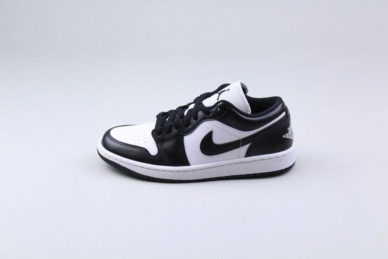 Air Jordan 1 Low WMNS Panda Black White - D4-101 - PANDA Zwart Wit - Schoenen