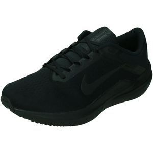 Nike winflo 10 in de kleur zwart.