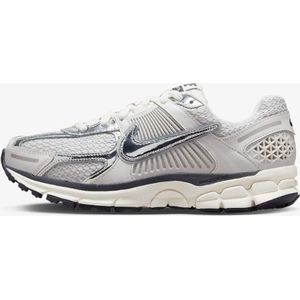 Nike - Zoom Vomero 5 - Sportschoenen - Photon Dust - Metallic Silver