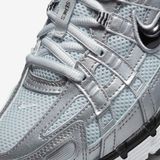 Nike - P-6000 - Sneakers - Metallic Silver - Mesh en Leer