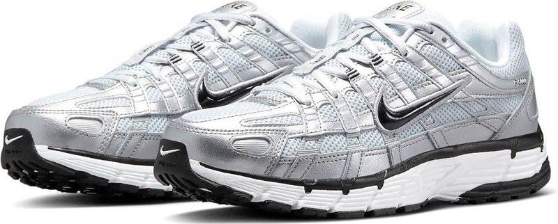 Nike - P-6000 - Sneakers - Metallic Silver - Mesh en Leer
