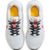 Nike revolution 6 in de kleur wit.