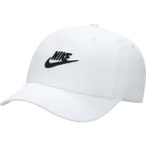 Nike club futura wash pet in de kleur wit.