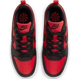 Nike court borough low recraft in de kleur rood.