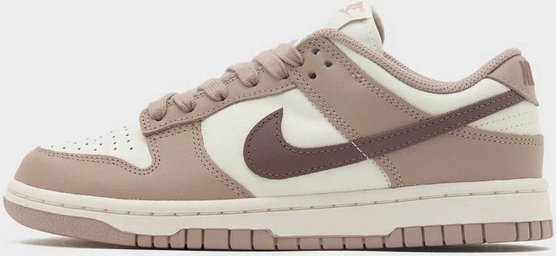 Nike - Dunk Low - Basketbalschoenen - Diffused Taupe - Leer