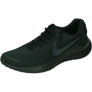 Nike revolution 7 in de kleur zwart.