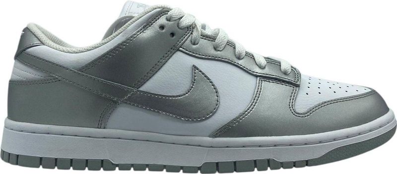 Nike Dunk low metallic silver (w)