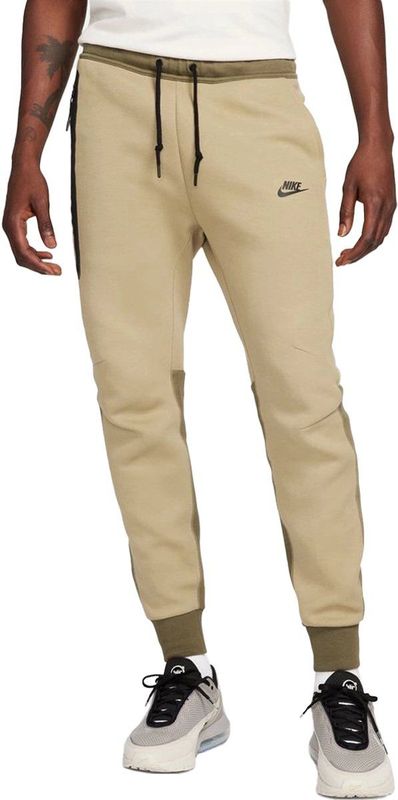 Nike tech fleece joggingbroek in de kleur groen