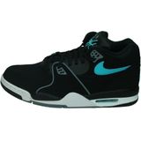 Nike air flight 89 in de kleur zwart.