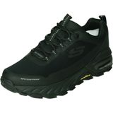 Skechers max protect fast track in de kleur zwart.