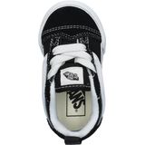 Knu - Sneakers - Zwart - Leer en Suède - Vetering met 7 Gaten