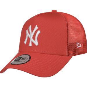 NY Yankees League Ess Trucker Pet by New Era Trucker caps