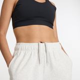 New Balance Sport Essentials French Terry Joggers Grijs Vrouw