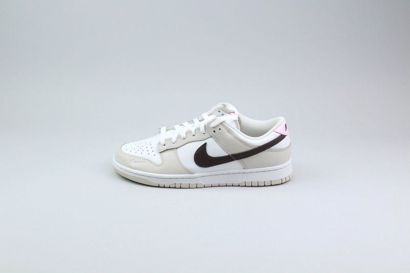 Nike Dunk Low 'Neapolitan' (Dames)