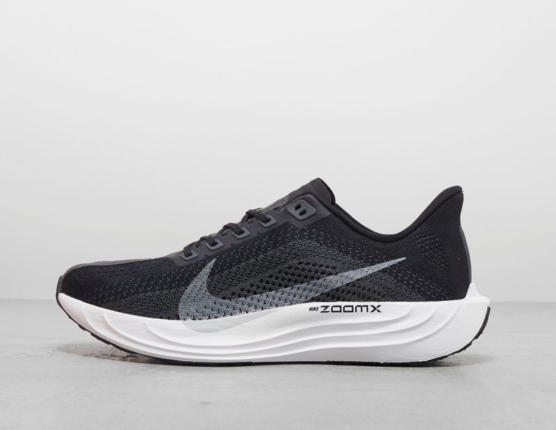 Nike - Pegasus Plus - Hardloopschoenen - Zwart - ZoomX Foam - Ademend Bovenwerk