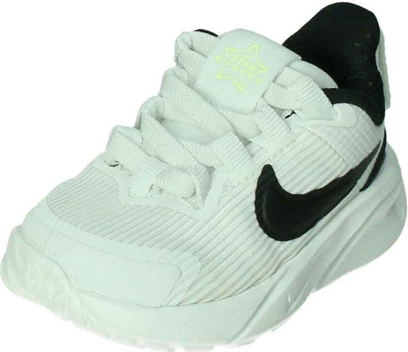 Nike - Star Runner 4 - Hardloopschoenen