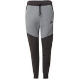Nike - Sportswear Tech - Joggingbroek - Zwart - Fleece - Relaxte Pasvorm