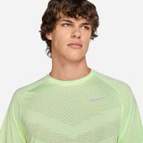 Nike - Stride Dri-FIT ADV - T-shirt - Zwart - Katoen - Lichtgewicht