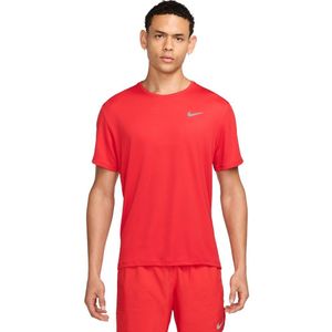 Nike - Dri-FIT UV Miler - Hardloopshirt - Rood - Korte Mouwen